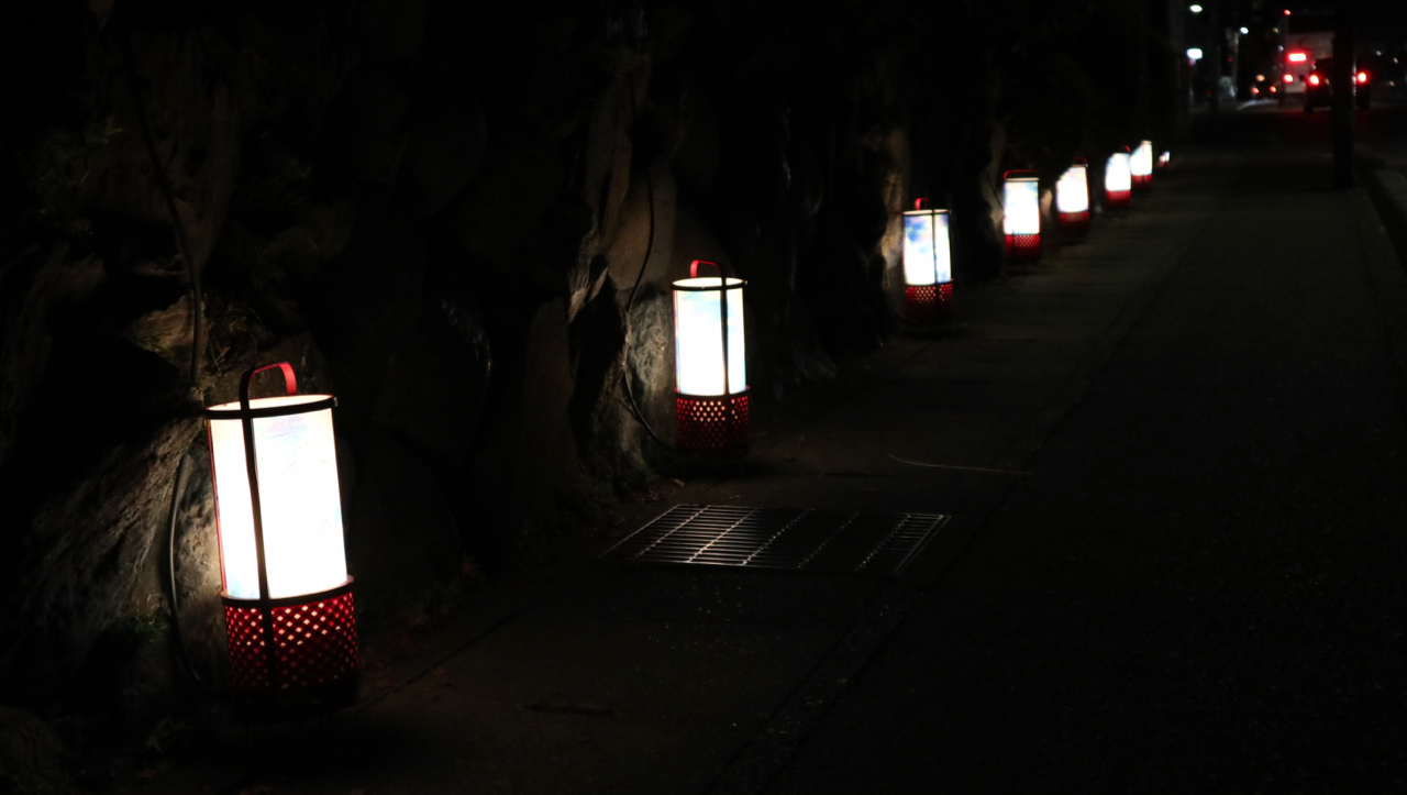 花灯路が始まりました 嵐山保養所 旅館 花のいえ